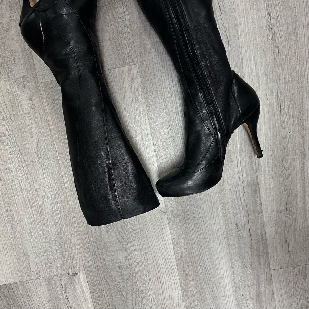 Max Studio Black Leather High Heel Knee Boots – Size 7.5M - Picture 3 of 6
